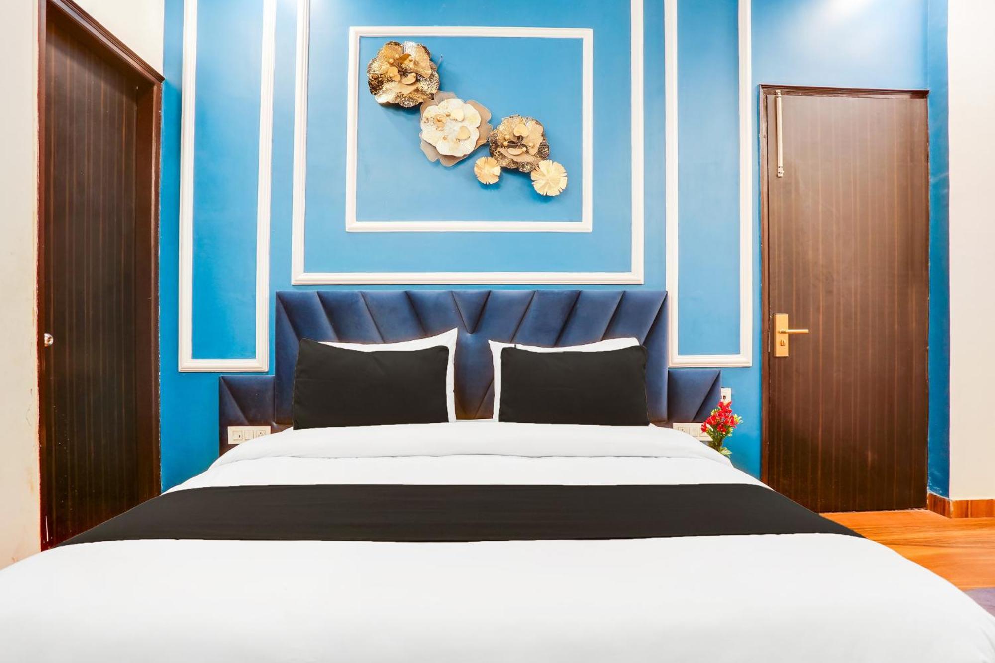 Hotel O Royal Guest House Garhi Harsaru 外观 照片